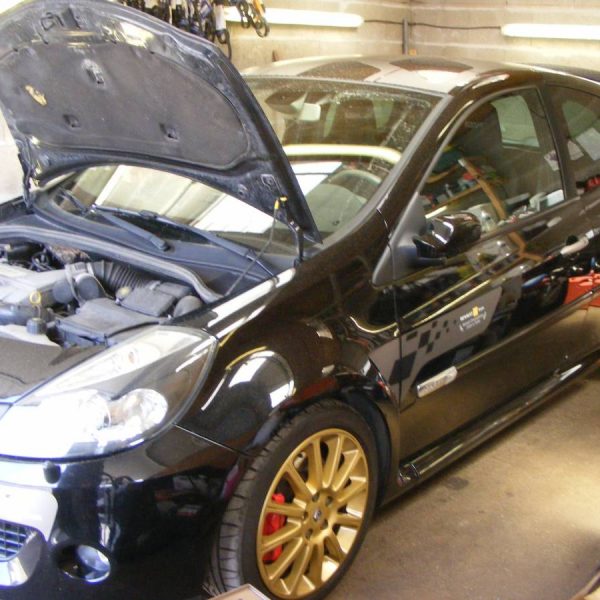 Forfait courroie de distribution ex&eacute;cut&eacute; sur RENAULT CLIO 3 RS 2.0 16V DE 200CV Villers-l&egrave;s-Nancy 0